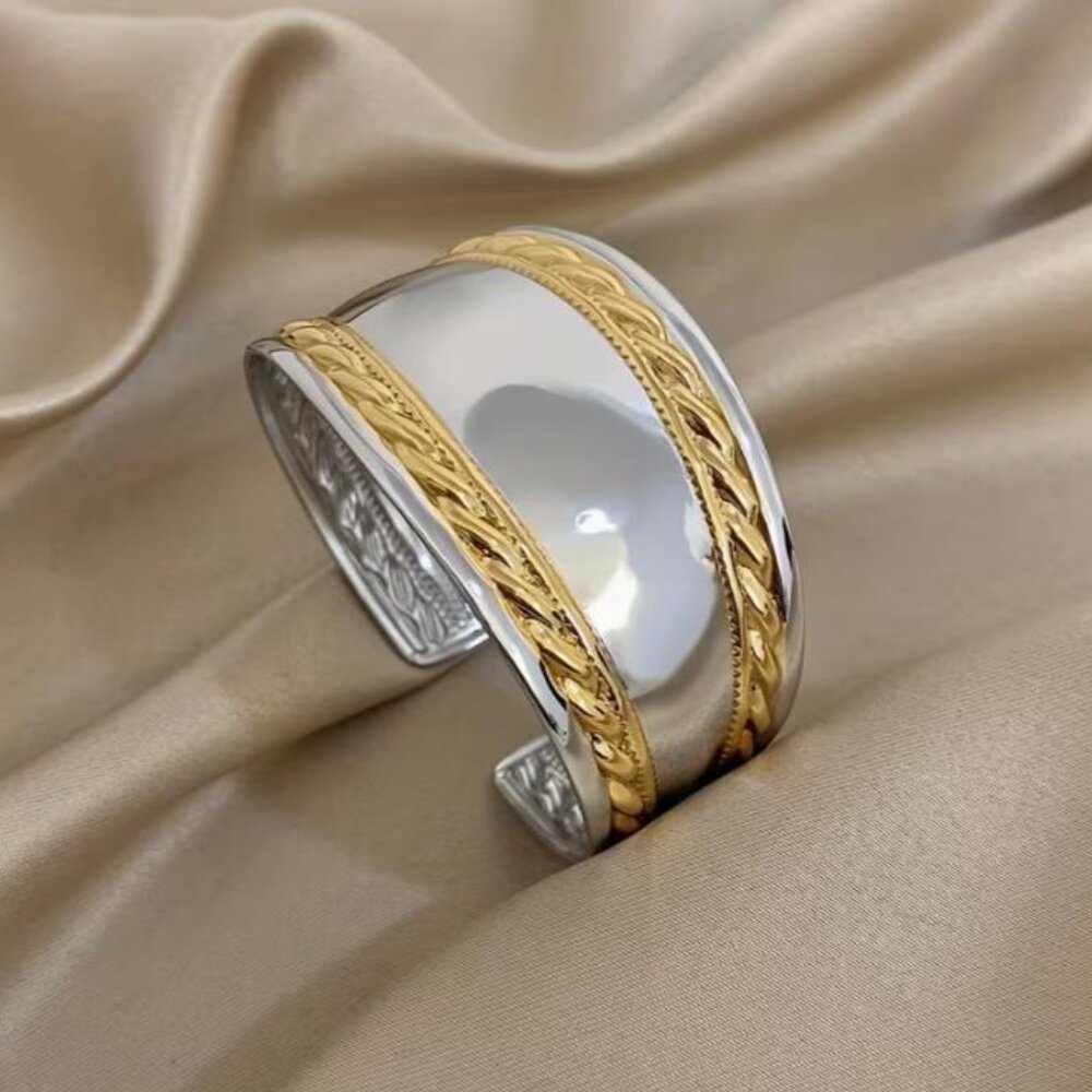 Luxury Elegant Twisted Wide Curved Stainless Steel Open Bracelet Bangle